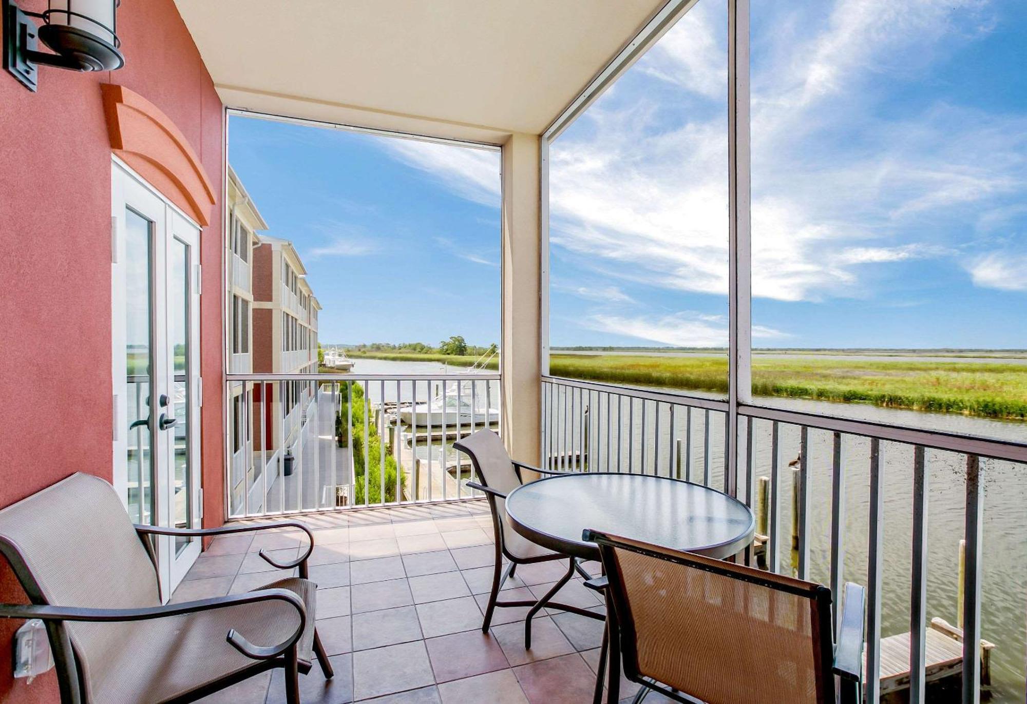 Water Street Hotel & Marina, Ascend Hotel Collection Apalachicola Bagian luar foto